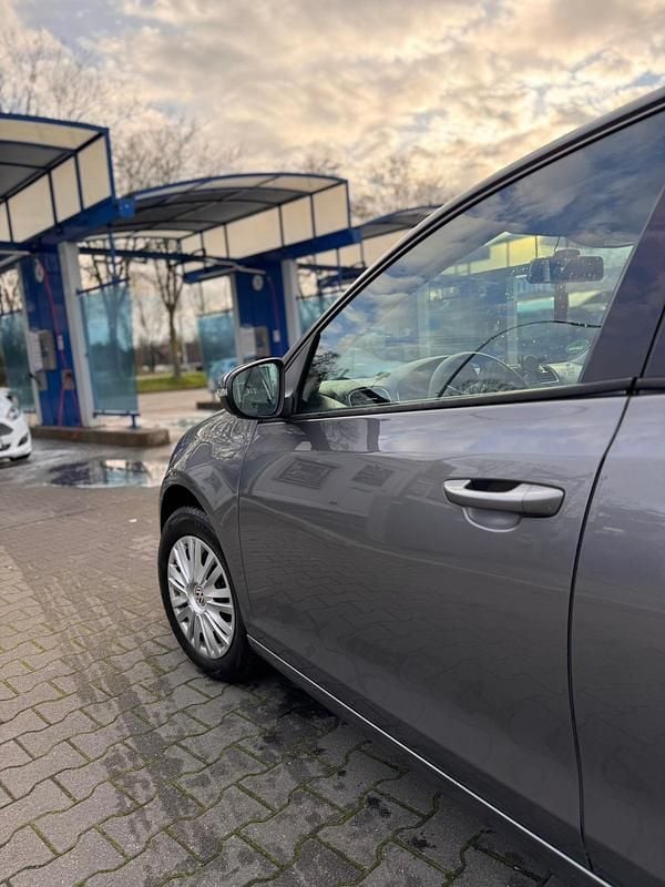 Gebraucht VW Golf VI 80 PS (58 kW) 2010 Grau Kleinwagen