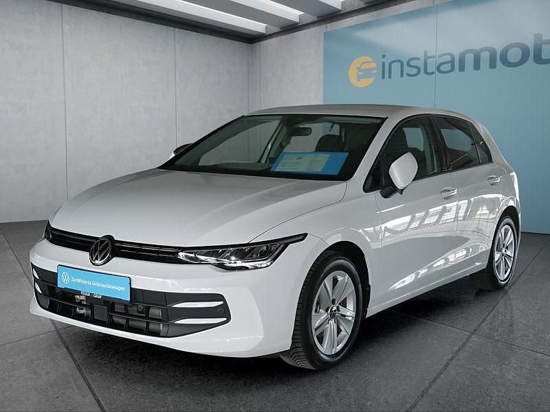 Weiß Gebraucht 2024 VW Golf VIII Kleinwagen | 23.399 € (Guter Preis) - Bild 1/4