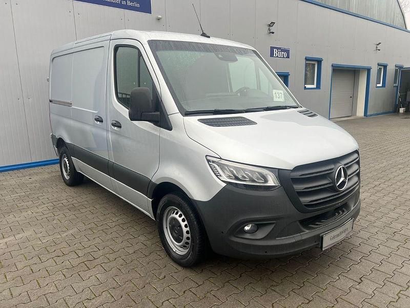 Gebraucht Mercedes Sprinter 143 PS (105 kW) 2020 Silber Van