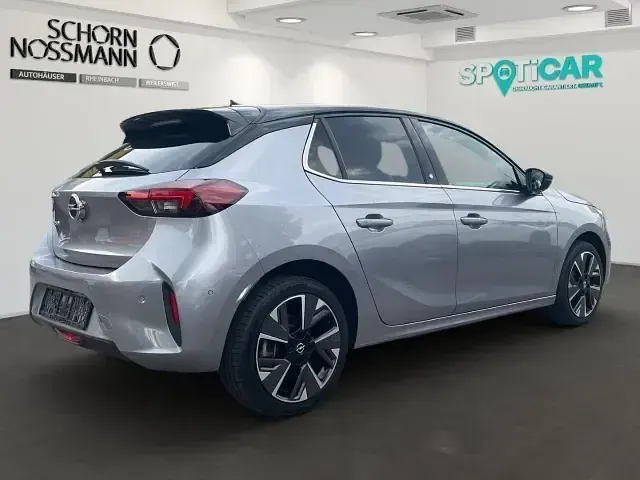 Gebraucht Opel Corsa-e 100 kW (136 PS) 2022 Silber Kleinwagen