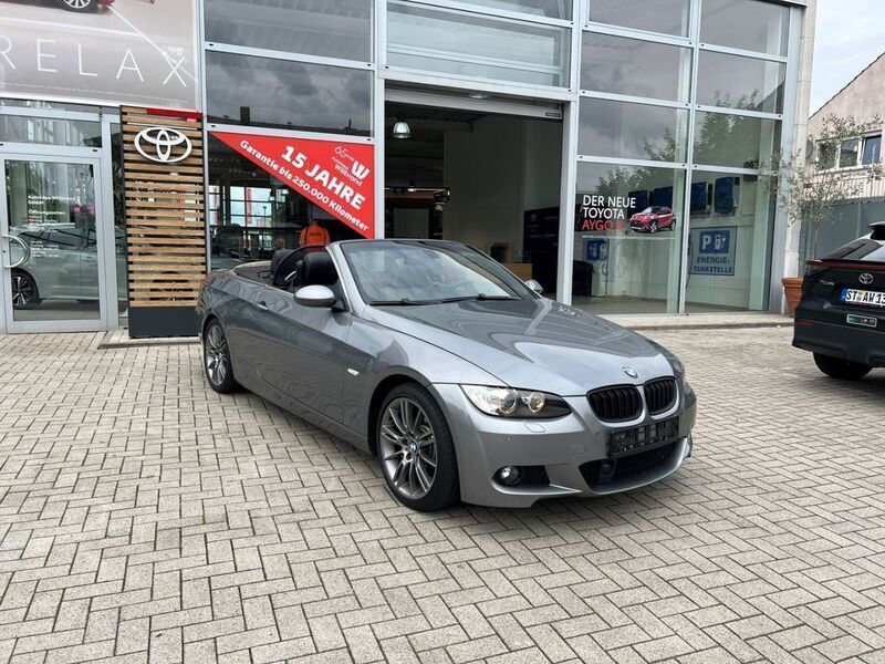 Grau Gebraucht 2006 BMW 335 Cabriolet M Sport Cabrio | 16.950 € - Bild 1/4