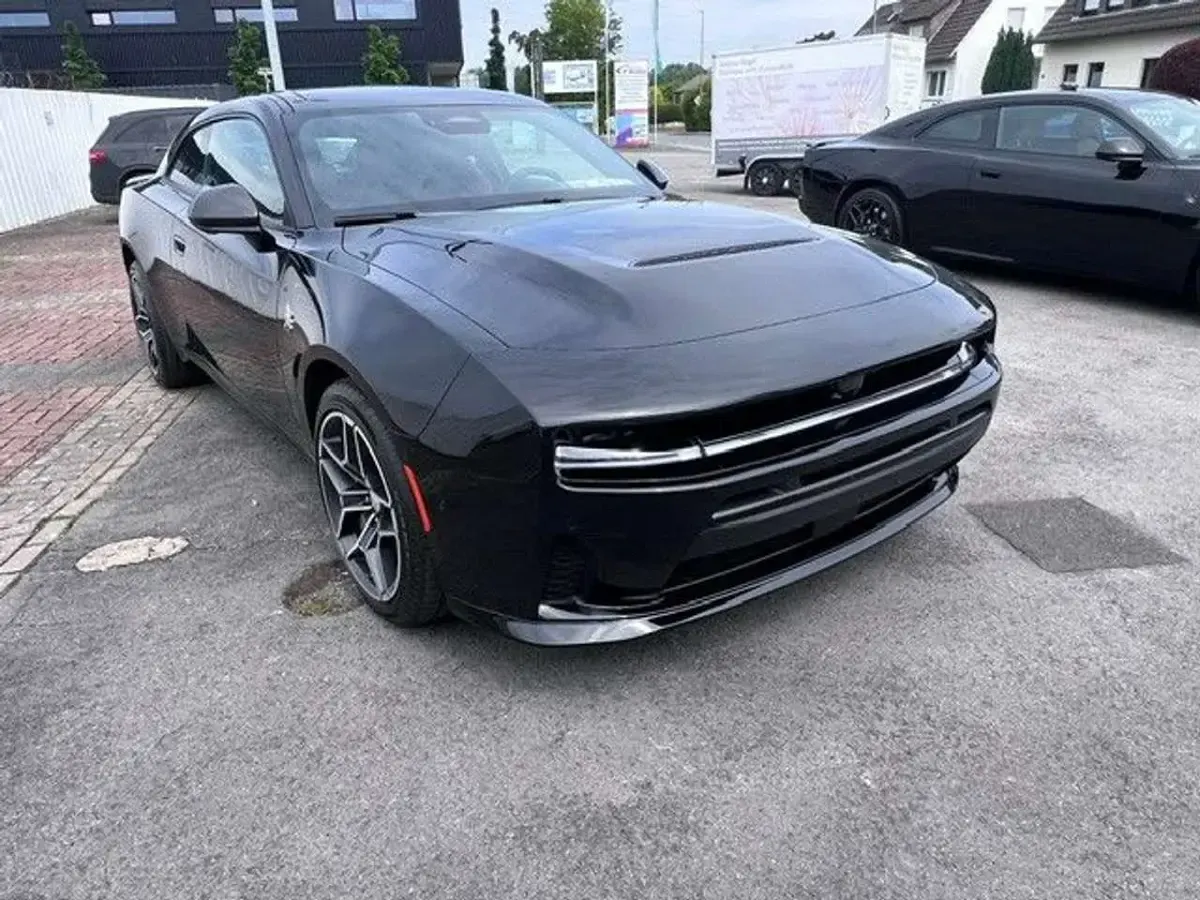 Neu Dodge Charger 551 PS (405 kW) 2026 Schwarz Kleinwagen