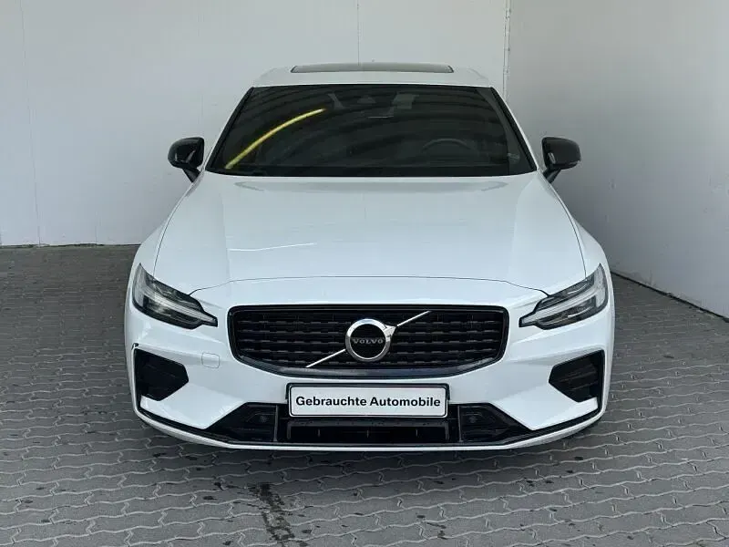 Gebraucht Volvo S60 197 PS (144 kW) 2021 Weiß Limousine