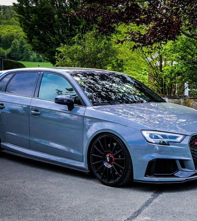 Gebraucht Audi RS3 Ambiente 400 PS (294 kW) 2018 Grau Limousine