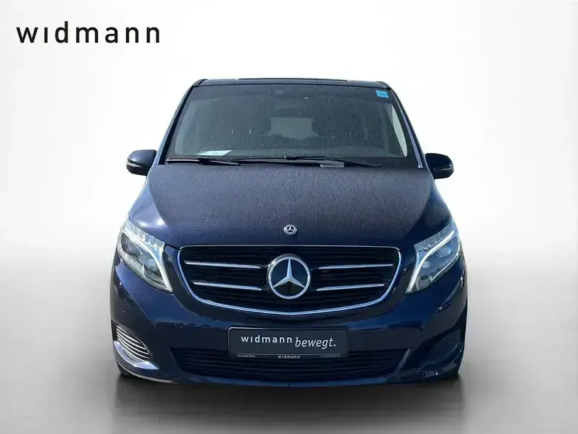Gebraucht Mercedes V250 Edition 190 PS (139 kW) 2017 Cavansitblau metallic Van / Kleinbus