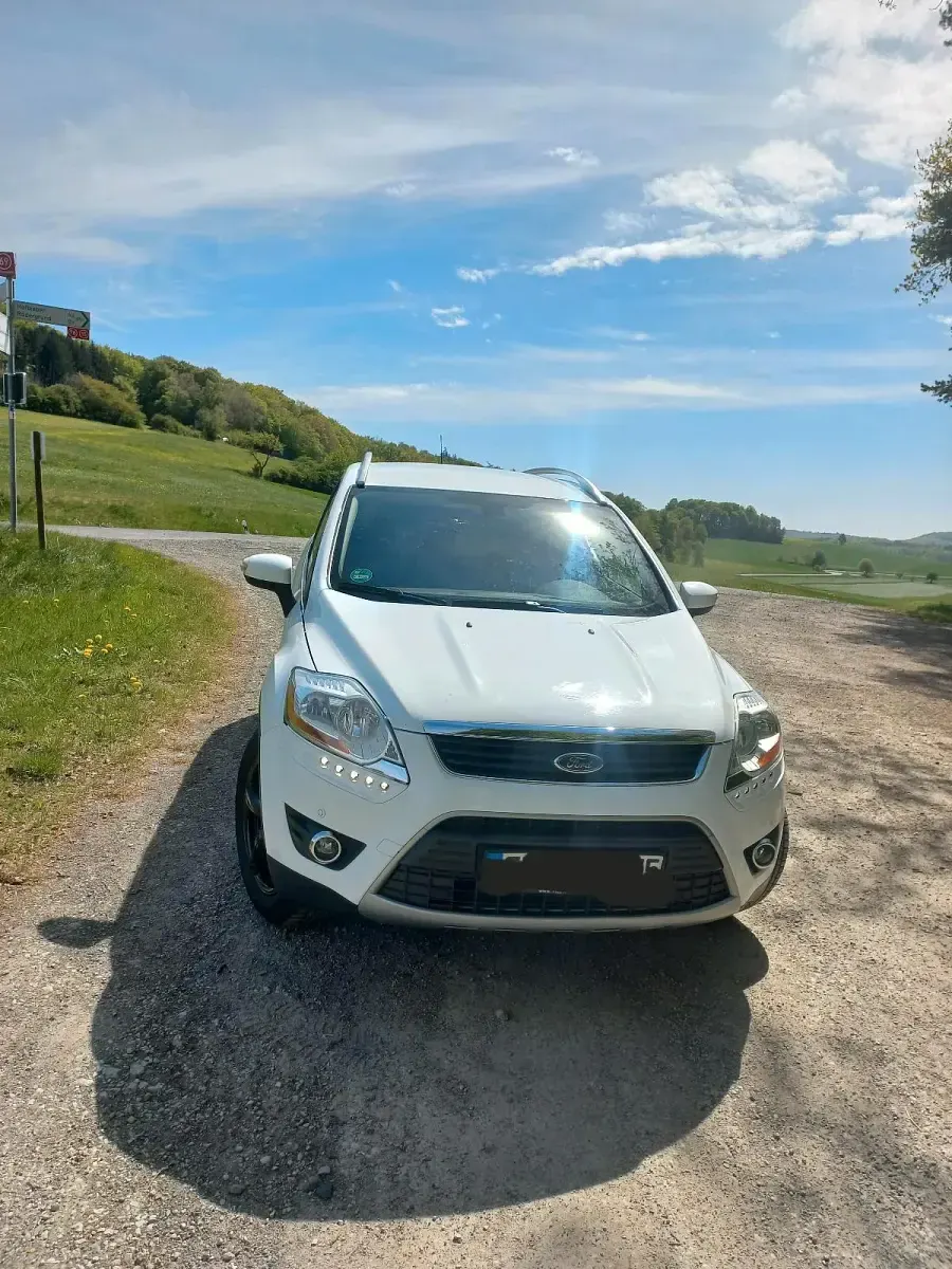 Gebraucht Ford Kuga 143 PS (105 kW) 2012 Weiß SUV