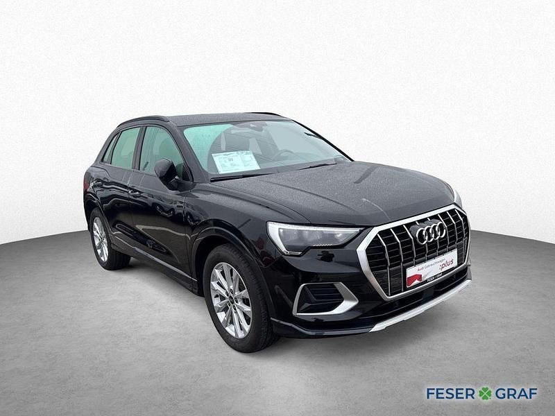 Gebraucht Audi Q3 Ambiente 150 PS (110 kW) 2022 Mythosschwarz metallic SUV