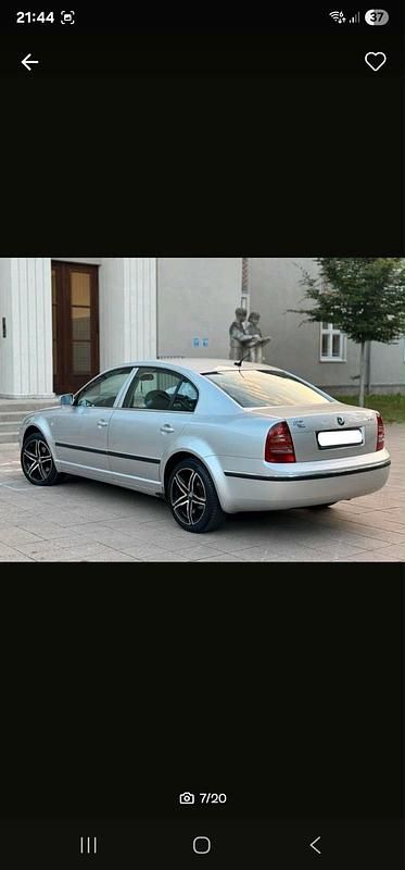 Gebraucht Skoda Superb 131 PS (96 kW) 2005 Silber Limousine