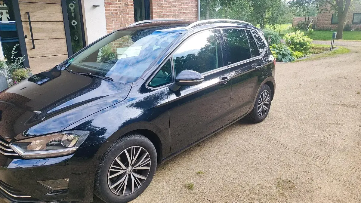 Gebraucht VW Golf Sportsvan 125 PS (91 kW) 2016 Schwarz Van / Kleinbus