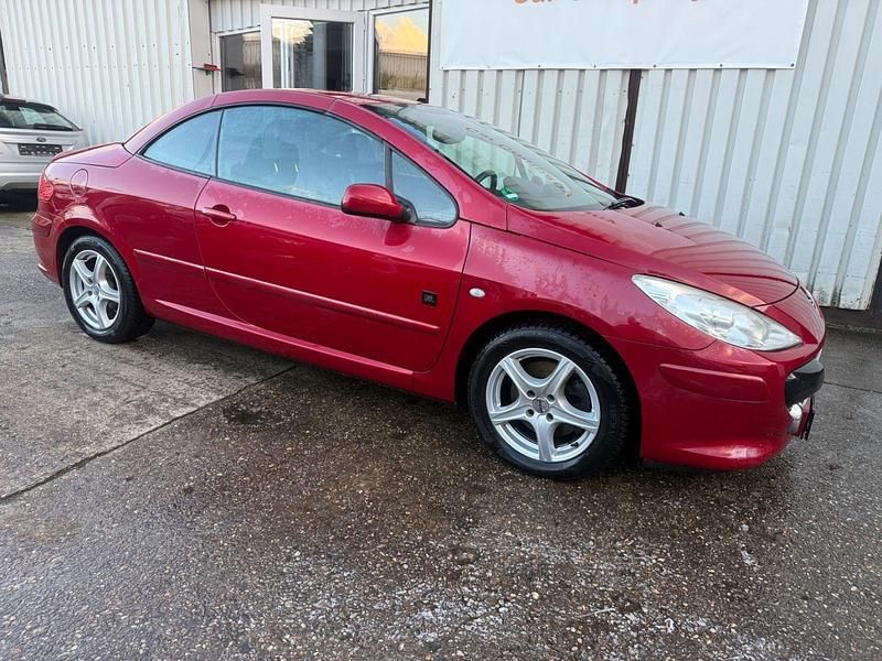 Gebraucht Peugeot 307 CC 136 PS (100 kW) 2007 Rot Cabrio