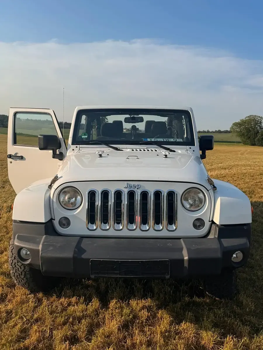Gebraucht Jeep Wrangler Sahara 200 PS (147 kW) 2014 Weiß SUV