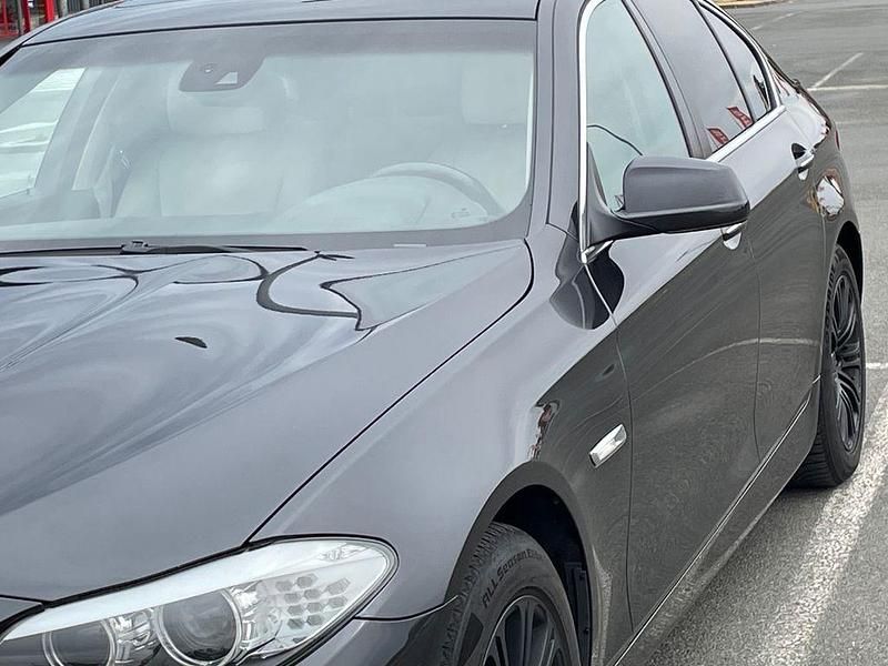 Gebraucht BMW 525 204 PS (150 kW) 2011 Schwarz Limousine