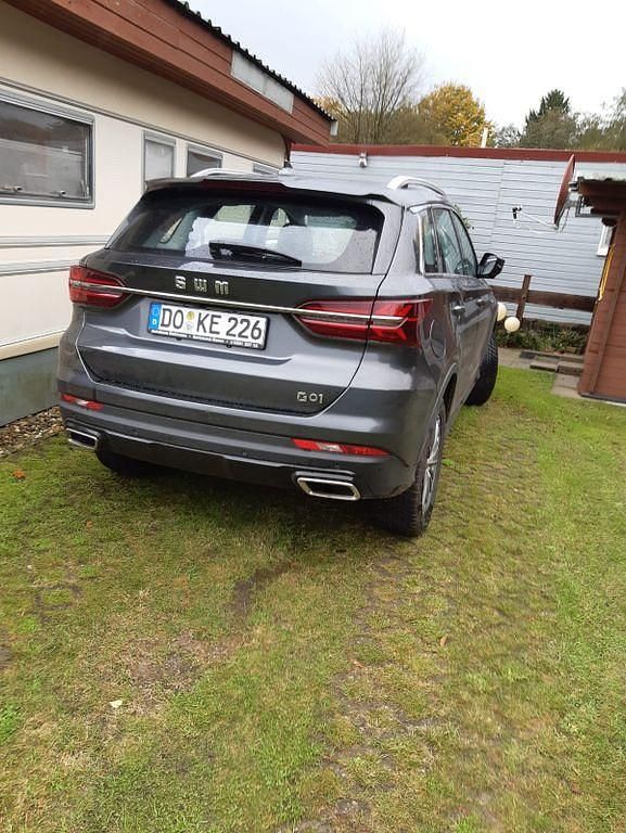 Grau Gebraucht 2024 SWM G01 SUV | 19.500 € (Guter Preis) - Bild 1/4