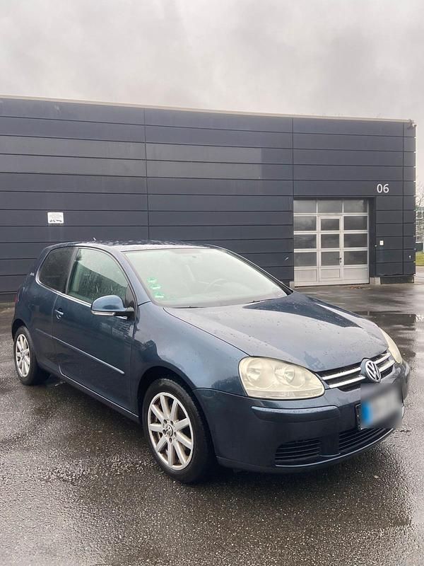 Gebraucht VW Golf V Edition 106 PS (77 kW) 2006 Blau Kleinwagen