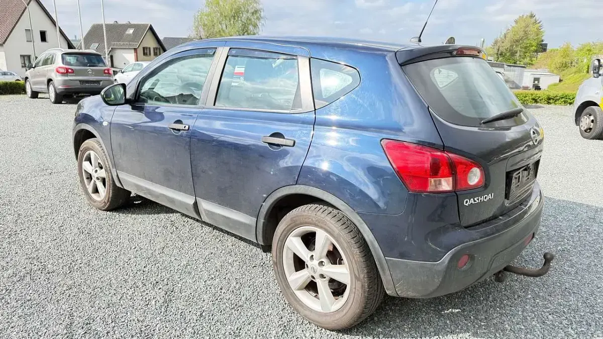 Gebraucht Nissan Qashqai Visia 114 PS (83 kW) 2010 Blue (m) SUV