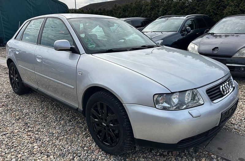 Gebraucht Audi A3 Sport 125 PS (91 kW) 2002 Silber Kleinwagen