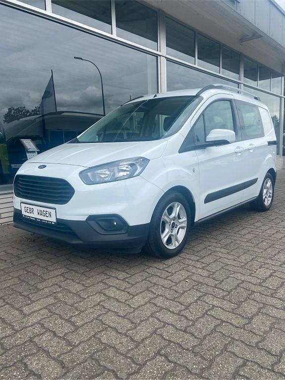 Gebraucht Ford Transit Trend 101 PS (74 kW) 2018 Weiß Kombi