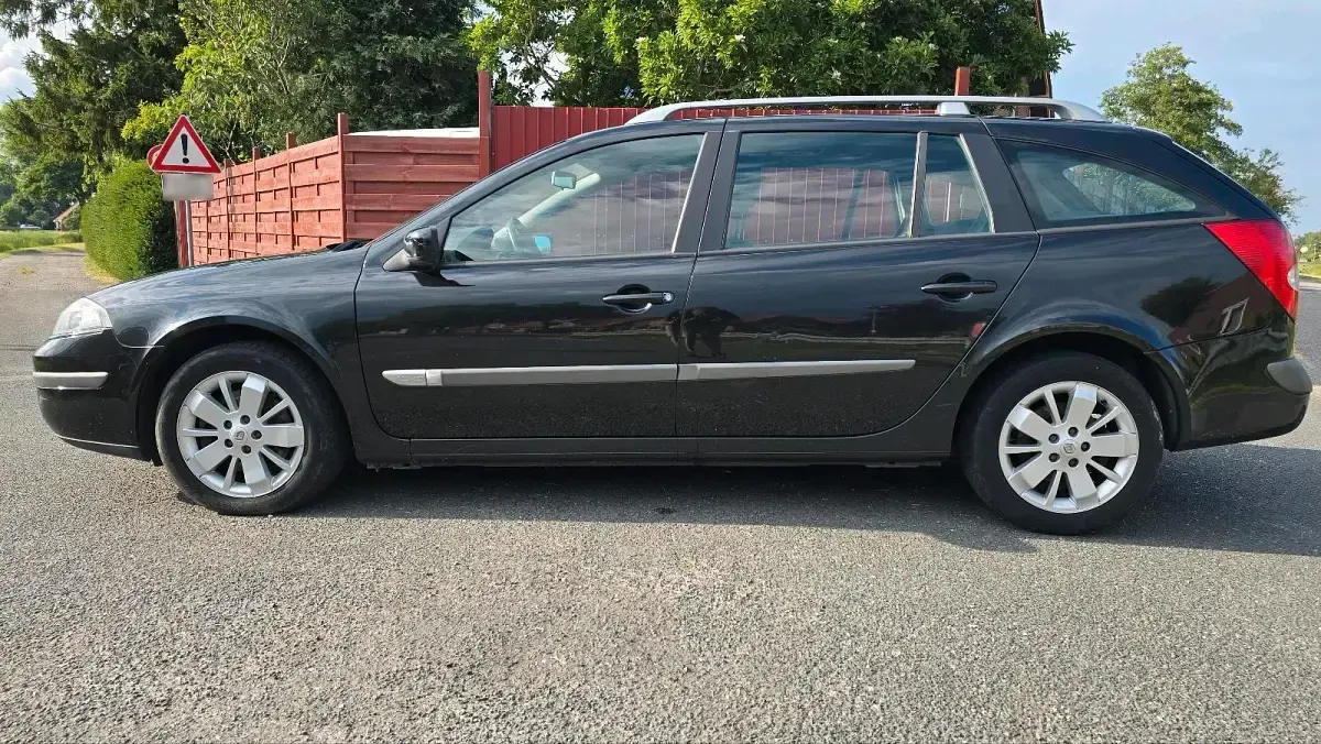 Gebraucht Renault Laguna II 131 PS (96 kW) 2006 Schwarz Kombi