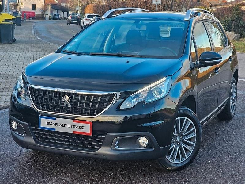 Schwarz Gebraucht 2019 Peugeot 2008 Active SUV | 8.700 € (Superpreis) - Bild 1/4
