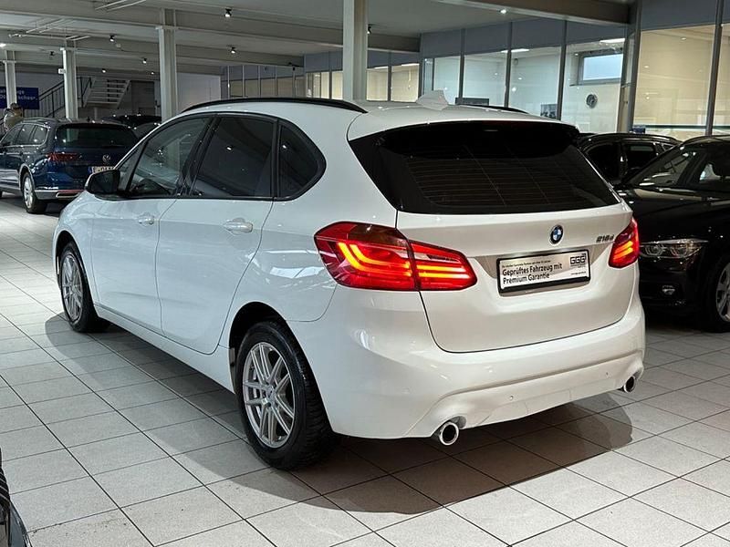 Gebraucht BMW 218 Active Tourer 150 PS (110 kW) 2019 Weiß Van / Kleinbus
