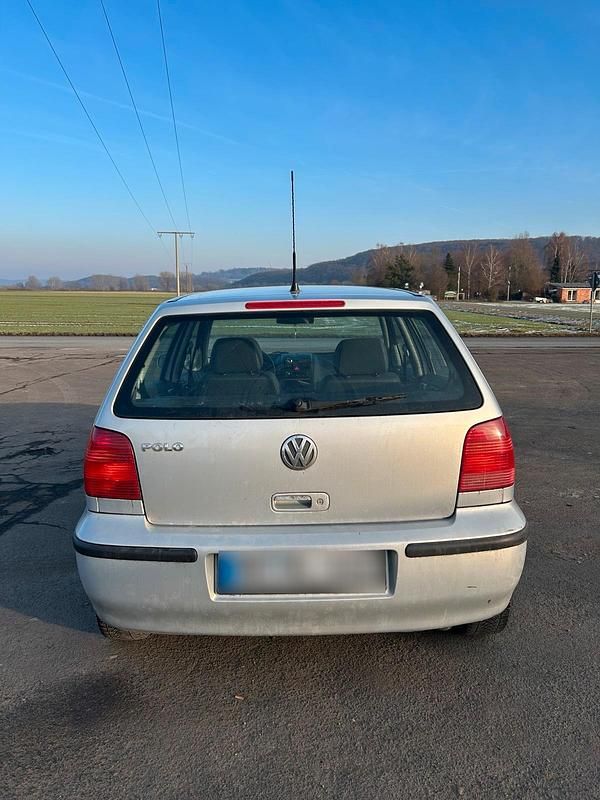 Gebraucht VW Polo 75 PS (55 kW) 2000 Silber Kleinwagen