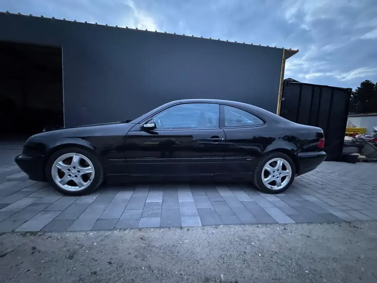 Gebraucht Mercedes CLK430 Avantgarde 279 PS (205 kW) 2000 Schwarz Coupé