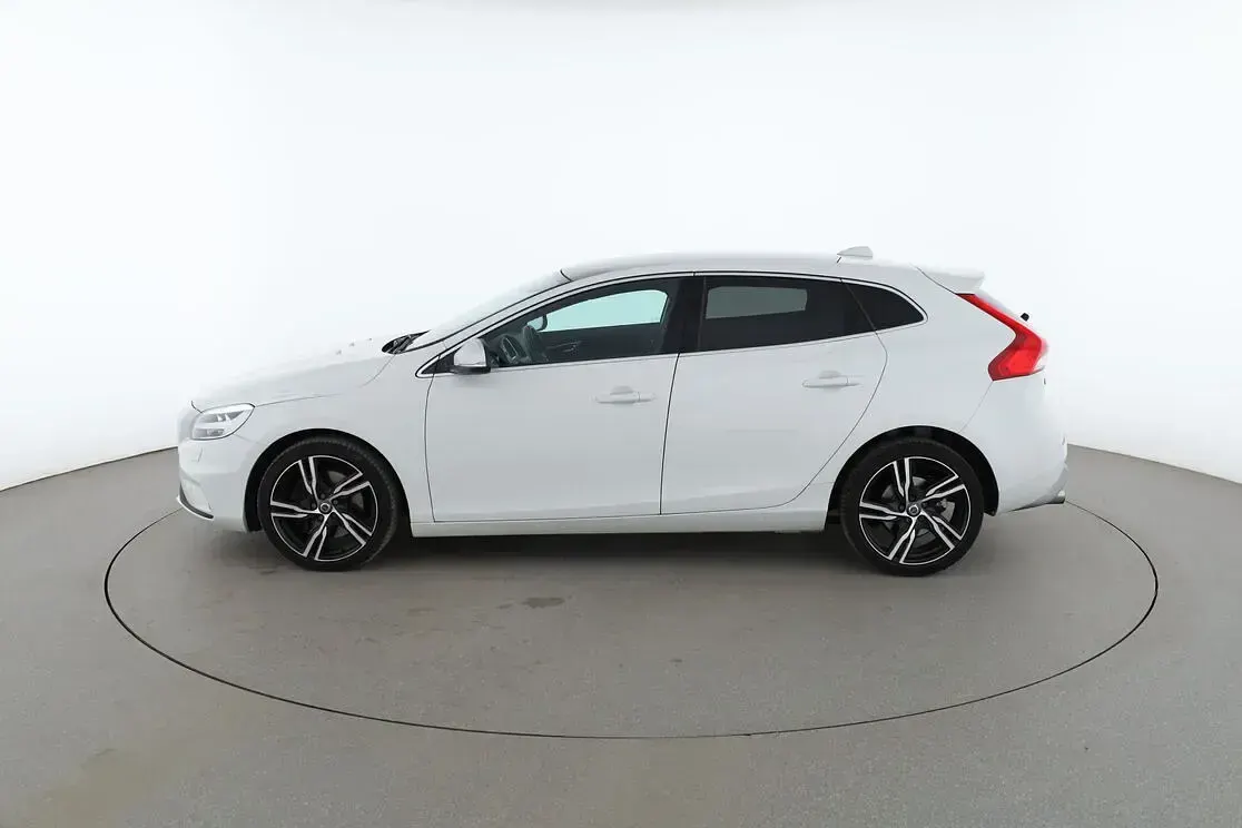 Gebraucht Volvo V40 R-Design 245 PS (180 kW) 2017 Weiß Kombi
