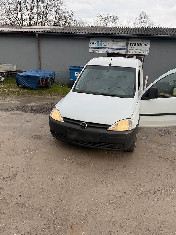 Gebraucht Opel Combo 100 PS (73 kW) 2009 Weiß Van / Kleinbus