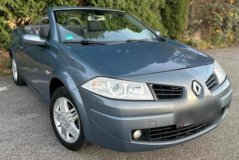 Gebraucht Renault Mégane Cabriolet Authentique 111 PS (81 kW) 2007 Grau Cabrio