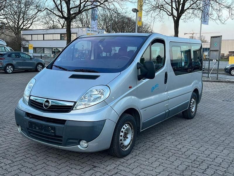Gebraucht Opel Vivaro 2008 Silber Van / Kleinbus