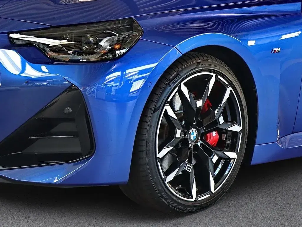 Gebraucht BMW 220 Efficient Dynamics 184 PS (135 kW) 2024 M portimao blau metallic Coupé
