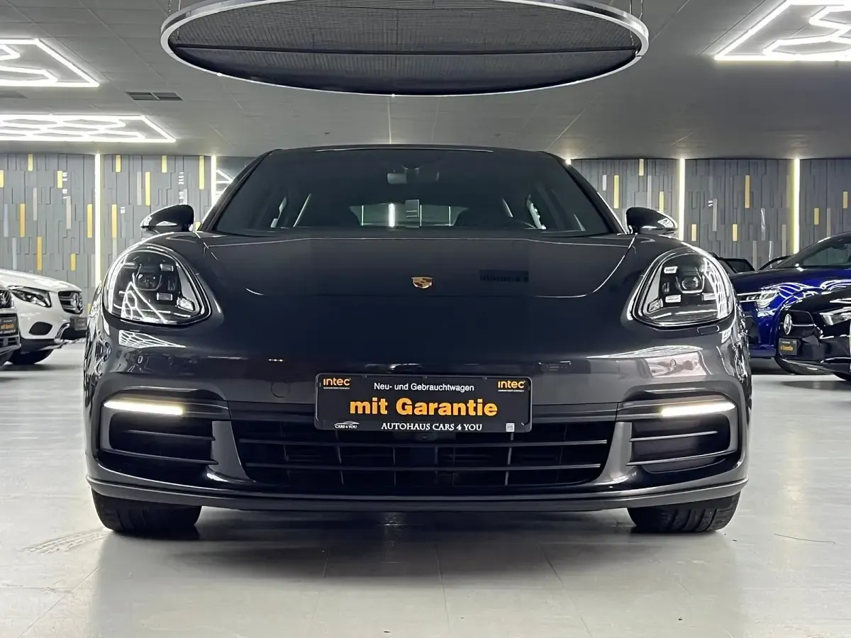 Gebraucht Porsche Panamera Turbo 330 PS (242 kW) 2018 Grau Limousine