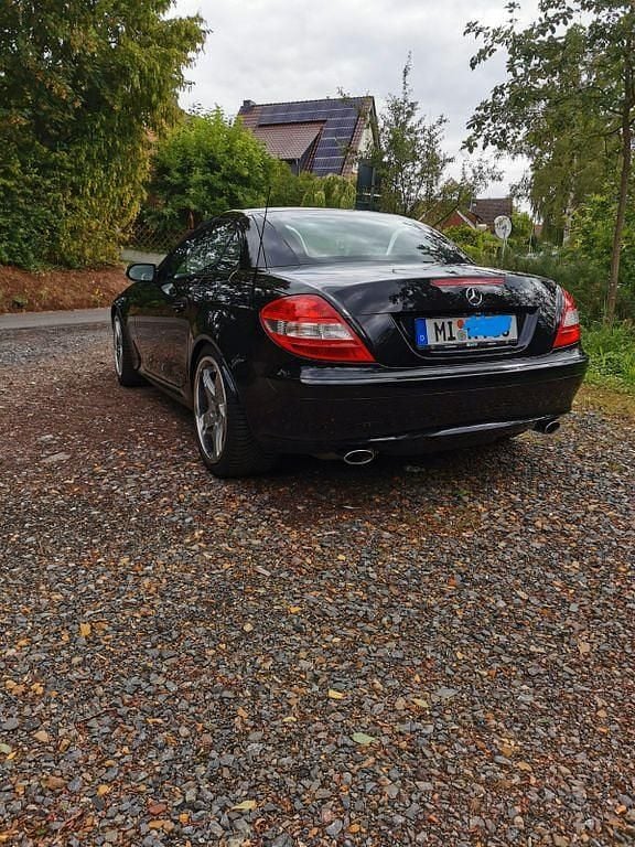 Gebraucht Mercedes SLK350 272 PS (200 kW) 2005 Schwarz Cabrio