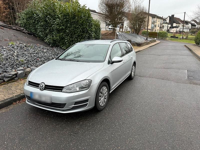 Gebraucht 2014 VW Golf VII Kombi | 6.490 € (Fairer Preis) - Bild 1/4