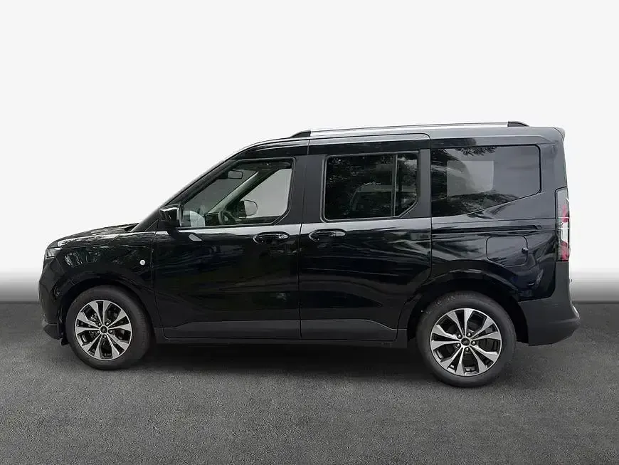 Gebraucht Ford Tourneo Courier Titanium 125 PS (91 kW) 2026 Schwarz Van / Kleinbus