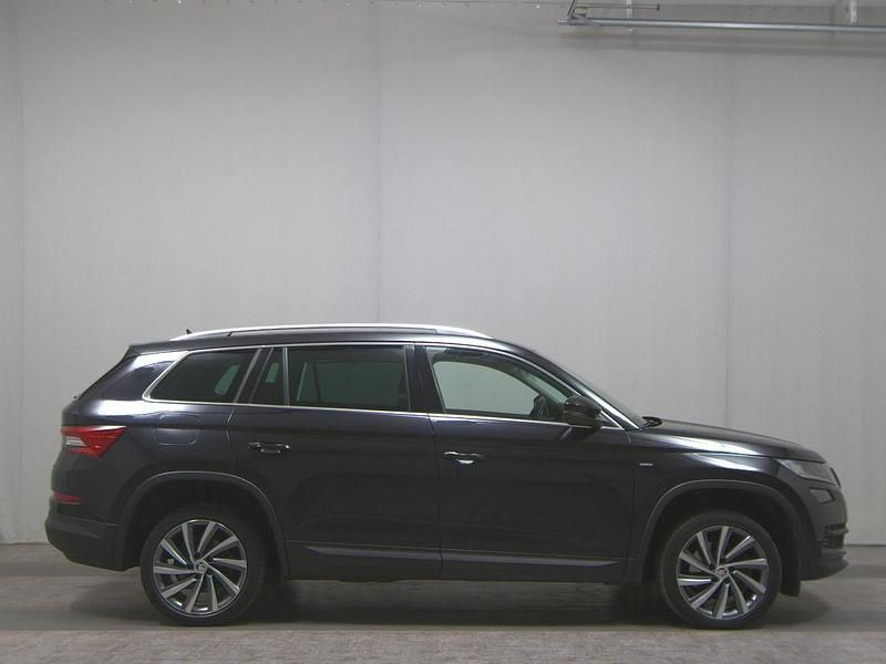 Schwarz Gebraucht 2021 Skoda Kodiaq Clever SUV | 23.480 € (Superpreis) - Bild 1/4