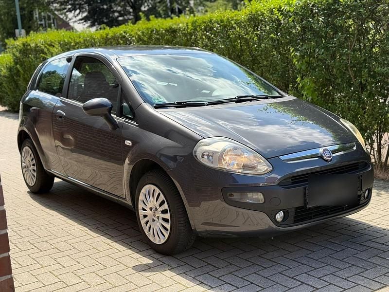 Gebraucht 2010 Fiat Punto Evo Kleinwagen | 1.850 € (Guter Preis) - Bild 1/4