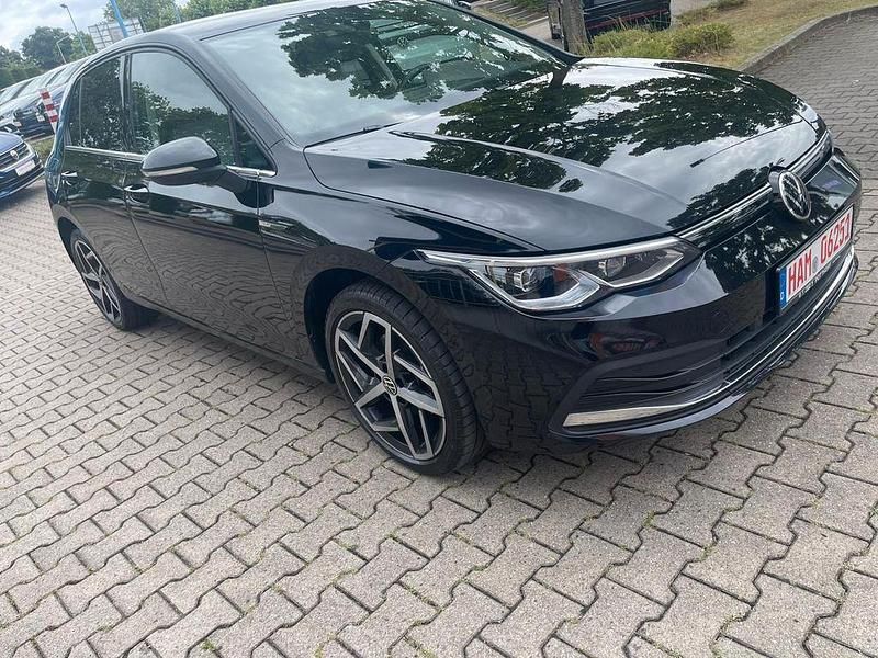 Gebraucht VW Golf VII Style 150 PS (110 kW) 2021 Schwarz Kleinwagen