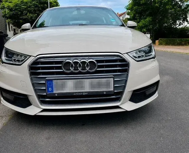 Gebraucht Audi A1 Sportback Sport 90 PS (66 kW) 2017 Beige Kleinwagen