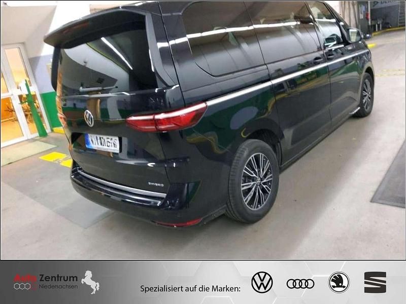 Gebraucht VW Transporter Style 218 PS (160 kW) 2023 Deep black pearlescent Van