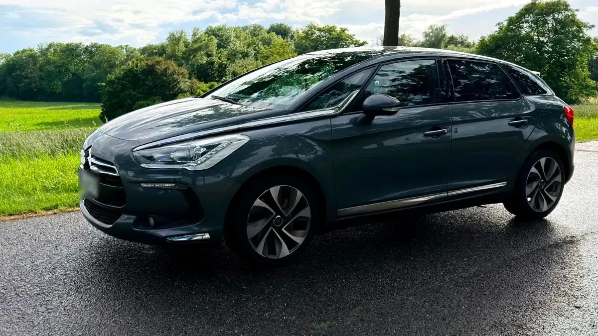 Gebraucht Citroën DS5 181 PS (133 kW) 2012 Silber Kleinwagen