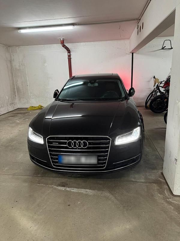 Gebraucht Audi A8L 258 PS (189 kW) 2014 Schwarz Limousine