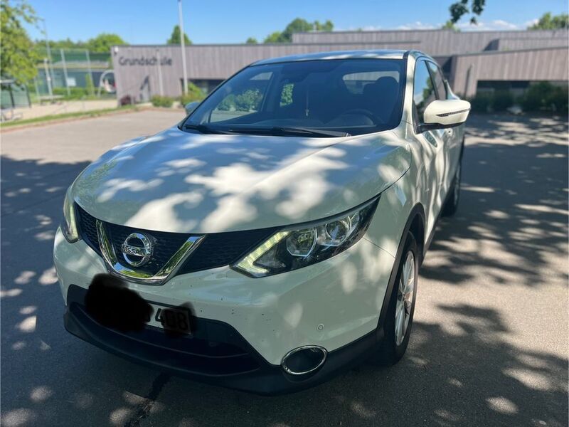 Weiß Gebraucht 2015 Nissan Qashqai SUV | 10.000 € (Superpreis) - Bild 1/4