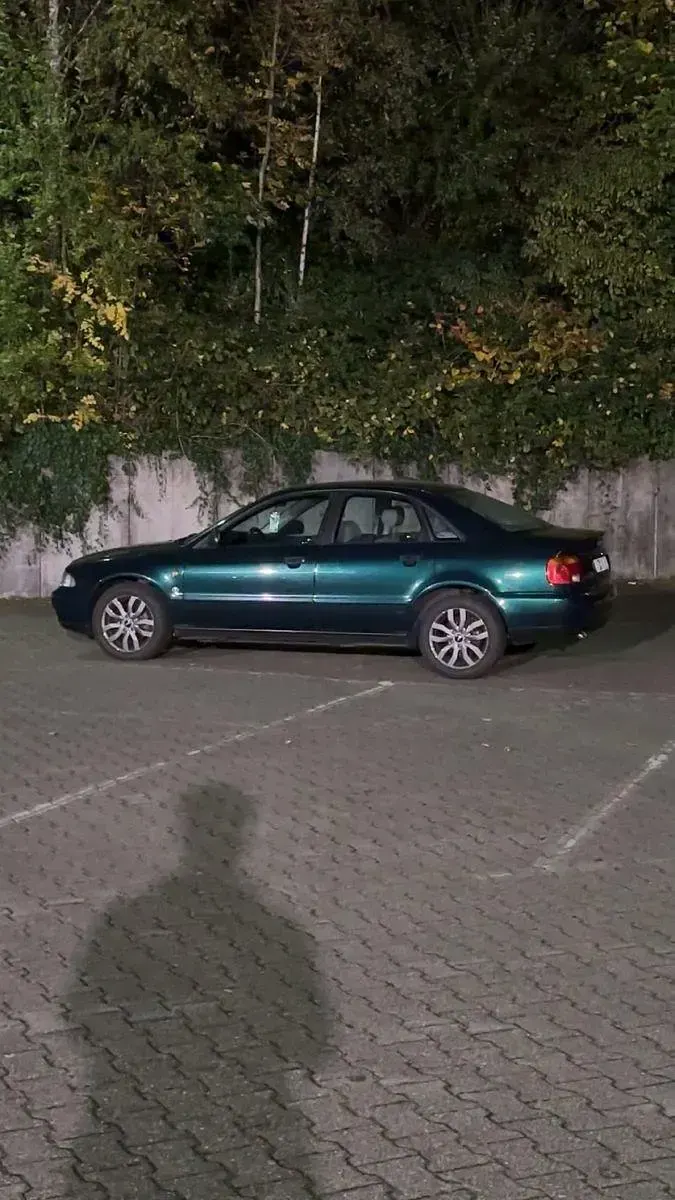 Gebraucht Audi A4 110 PS (80 kW) 1996 Grün Limousine