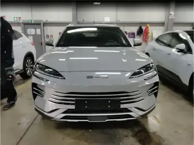 Gebraucht BYD Seal U Design 324 PS (238 kW) 2025 Hellgrau SUV