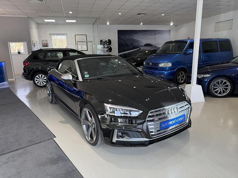 Gebraucht Audi S5 Ambiente 354 PS (260 kW) 2018 Schwarz metallic Cabrio