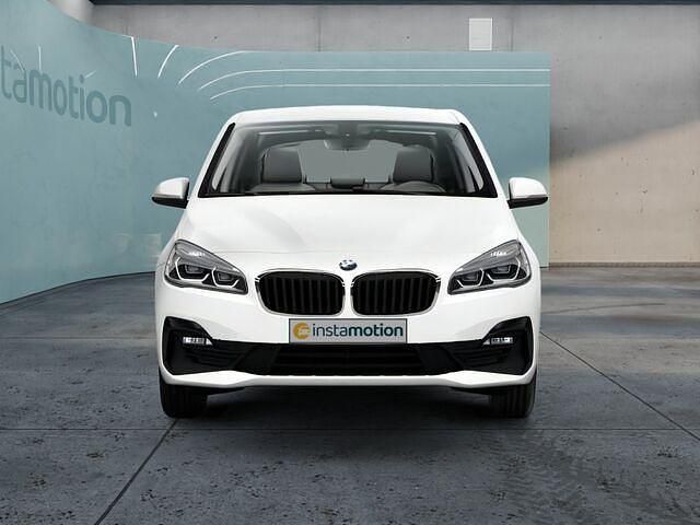 Gebraucht BMW 218 Active Tourer 136 PS (100 kW) 2021 Weiß Van / Kleinbus