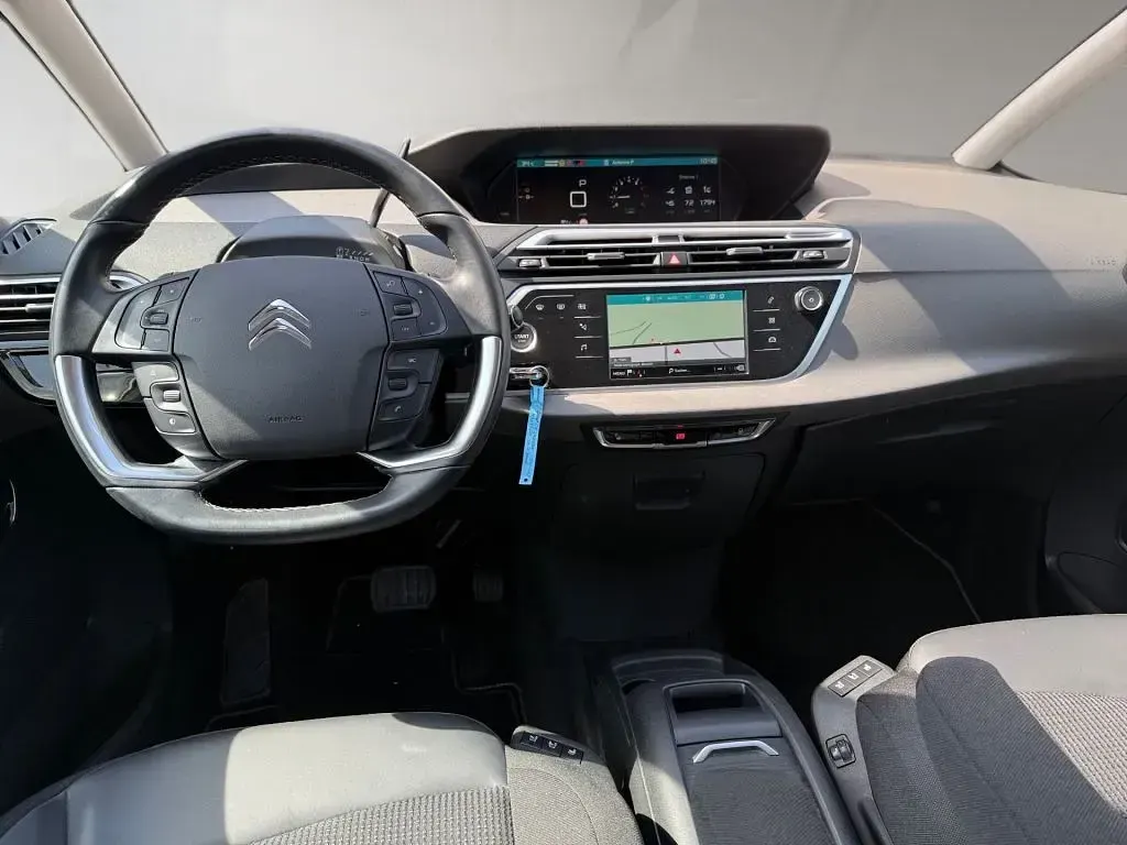 Gebraucht Citroën C4 SpaceTourer PureTech 131 PS (96 kW) 2021 Polarweiß Van / Kleinbus