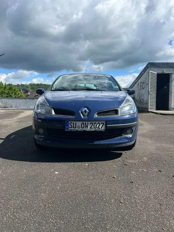 Gebraucht Renault Clio III 75 PS (55 kW) 2008 Blau Limousine