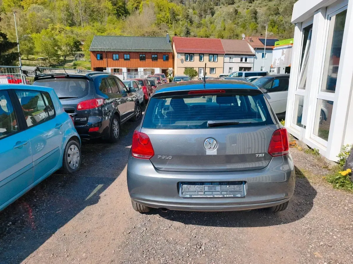 Gebraucht VW Polo Style 90 PS (66 kW) 2012 Grau Kleinwagen